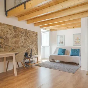 Classic Homes: Bright & In Belem Lisboa